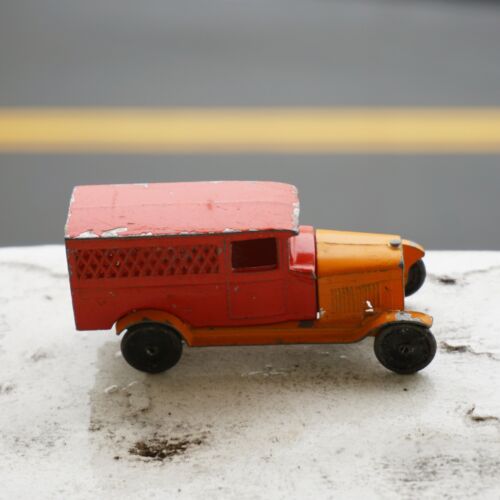 1927 Antique Diecast TOOTSIETOY Red and Orange Chevrolet Screen Side Del Truck - Picture 2 of 6