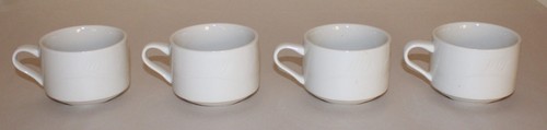 Oneida F1040000530 Cups, 9 Oz White Embossed set of 4 / NEW