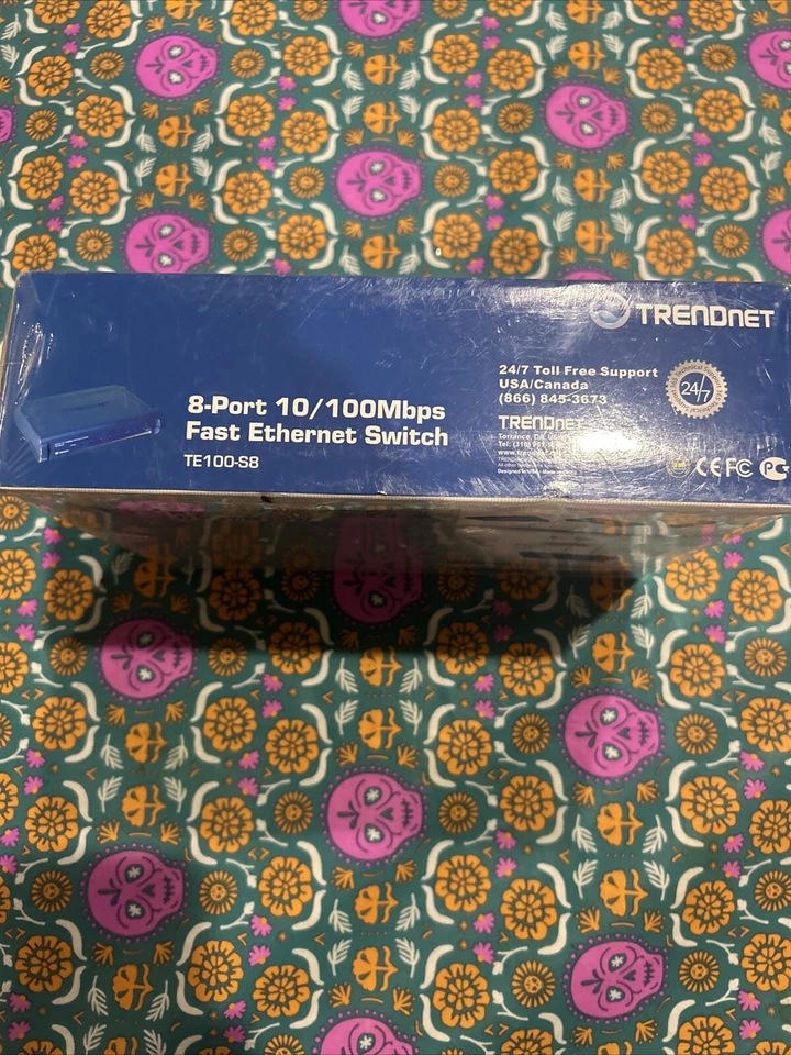 Brand New Sealed Trendnet 8 Port 10/100 Mbps Greennet Switch # TE100-S8/A - Image 2 of 4