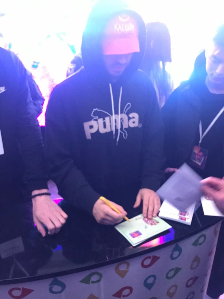 Booklet signed  «Kalush Orchestra"  New Stamp 2023 Ukraine - Image 3 of 4