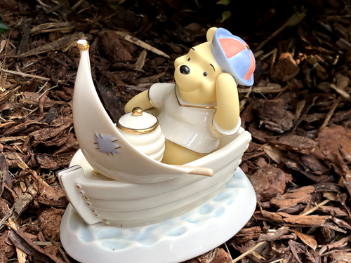 BEST DEAL! Lenox Disney Showcase "A Sweet Journey" Winnie the Pooh - 6.25" - Picture 6 of 11