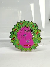 Disney Parks It's A Small World Holiday Wreath Mystery Pin Hippo LR 2024 Mickey