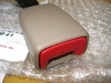 Toyota Tundra Drivers Side Seat Belt Buckle Tan Genuine OEM 2000-2005 Tundra