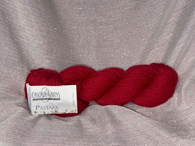 Cascade Yarn - 50% Llama 50% Wool - Red Pastaza - 3.5 oz -  132 yds - Lot 3136