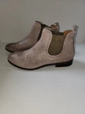 BATA Leather Pull On Chelsea Boots Mocha Taupe Made In Italy Size 7.5