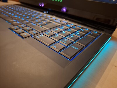 ALIENWARE 17 R5