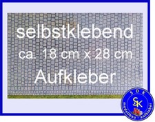Pflastersteine Kopfsteinpflaster mit Rasenkan...
