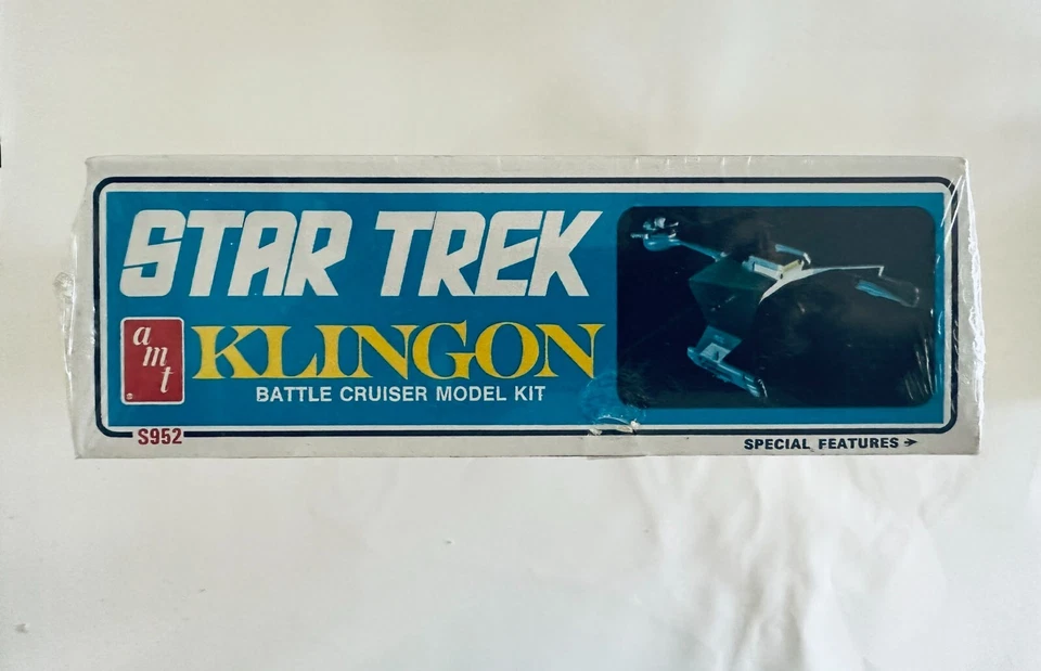 Vintage AMT Star Trek Klingon Battle Cruiser #S952 Model Kit 1968 - Image 3 of 4