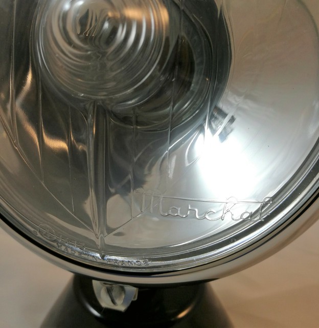 MARCHAL 672/682 (53/4") DRIVING FOG LIGHT WITH Amber 12V. 55 WATT BULB