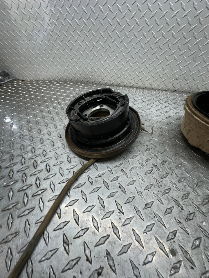 KAWASAKI BAYOU 220 88-02 250 03-11 RUEDA TRASERA PANEL FRENO ZAPATAS CUBO TAMBOR Foto 2 de 4