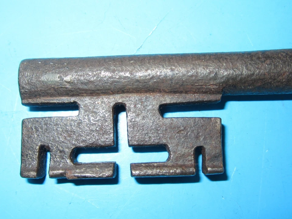 Ancienne   Sa Clé fer forgé belle poignée - Photo 4/4