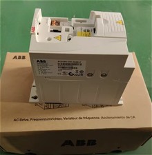 1PCS ABB ACS355 ACS355-01E-09A8-2 220V 2.2KW NEW INVERTER