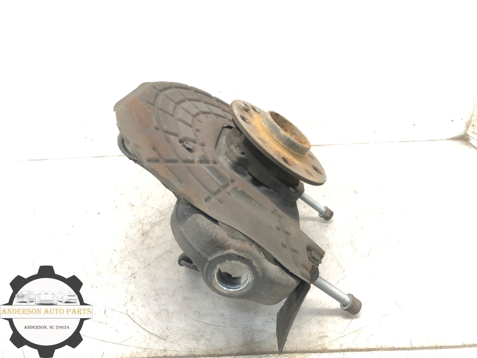 2014-2020 MASERATI QUATTROPORTE AWD RIGHT PASS FRONT SPINDLE KNUCKLE HUB OEM