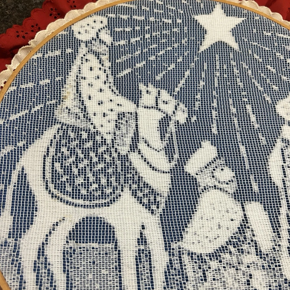 Vintage 3 Wisemen Christmas Emrboidery Wall Hanging Lace Doily Hoop 11.5" - Image 2 of 4