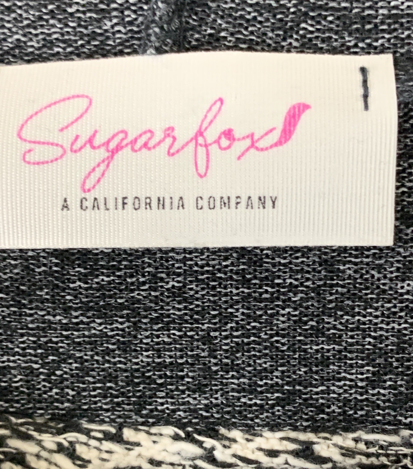 Sugarfox Knit Hoodie Woman’s Sz-M Long  Sleeve Black/Off White Aztec Hacci