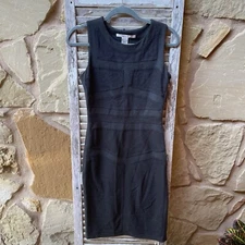 Diane von Furstenberg Women’s Bodycon Aegis Sheath Charcoal Size 4