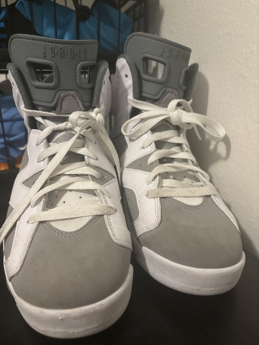 Size 9 - Jordan 6 Retro Low Cool Grey - Cheap, Lightly Used  display picture 3
