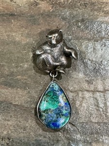 Carol Felley Sterling Silver 3D Bear w Stone Teardrop Pendant/Pin Unique Beauty