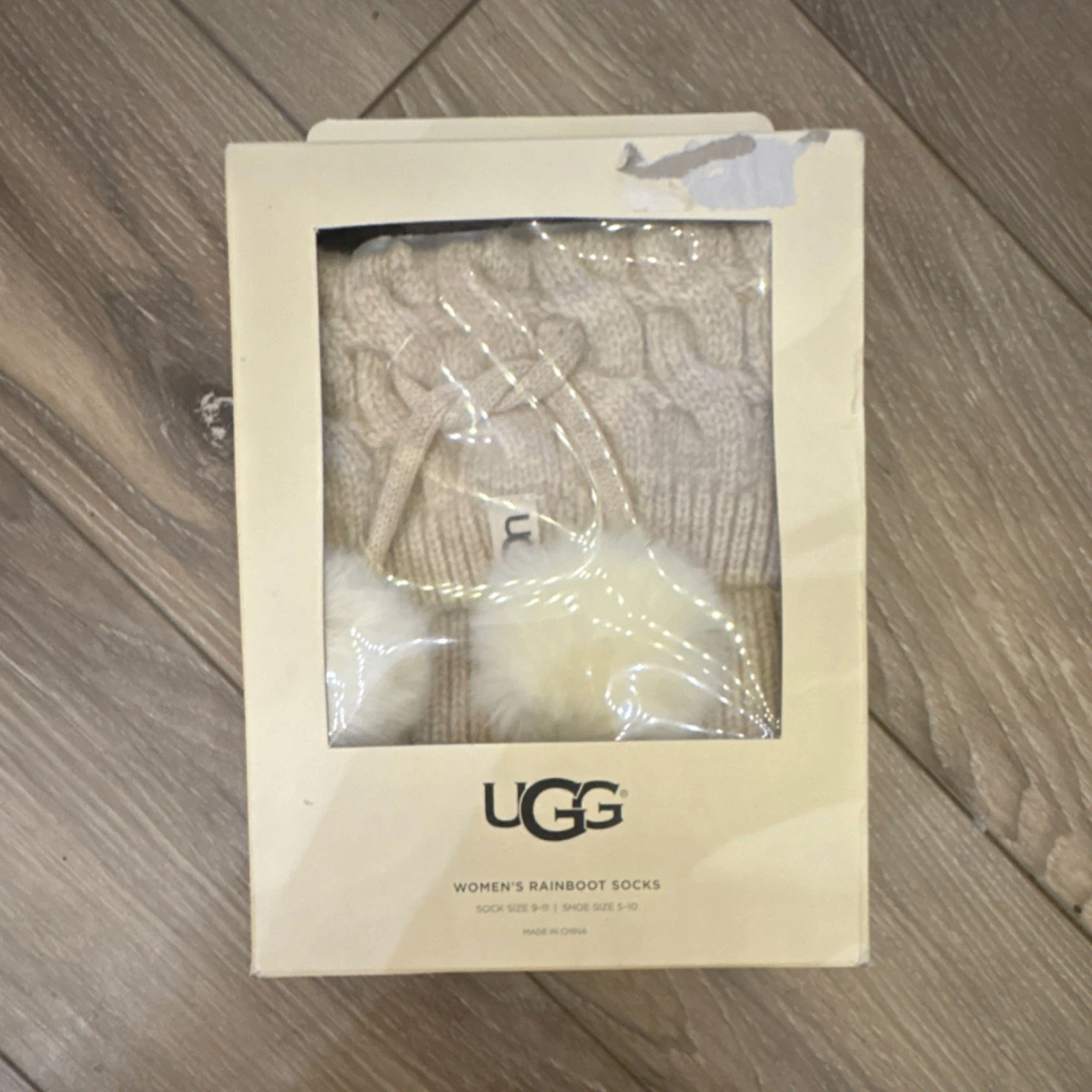 UGG Women's Boot Socks Nylon Wool Beige Cable Knit Size 9-11