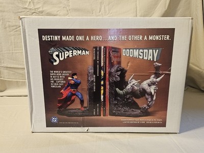 Superman/Doomsday Cold-Cast Porcelain Bookends #1866 of 2030 (DC, 1996)