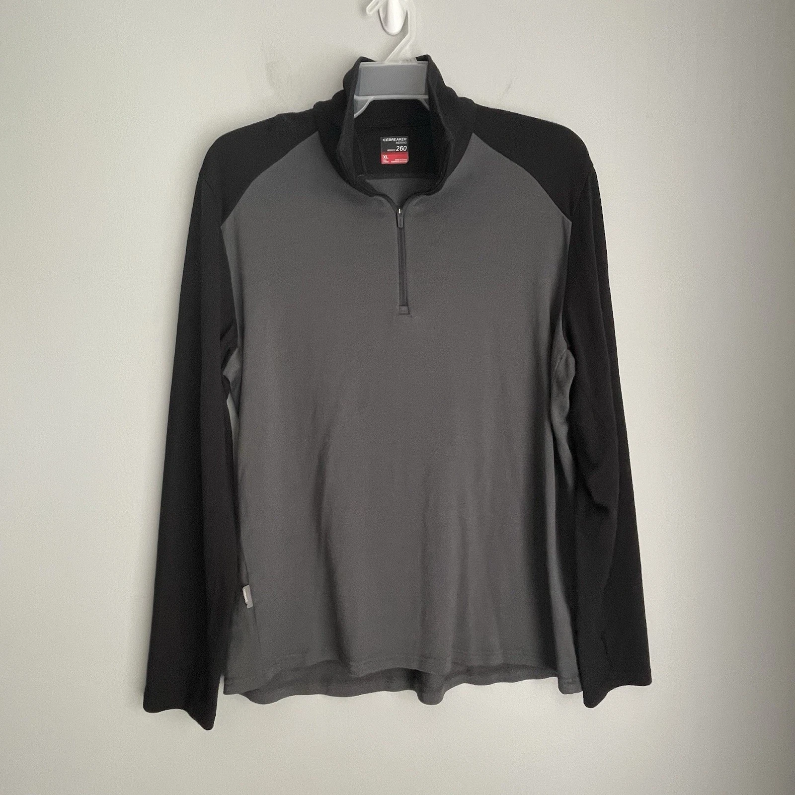 Icebreaker 260 Bodyfit Merino Wool 1/4 Zip Pullover Men XL Gray Black Base Layer