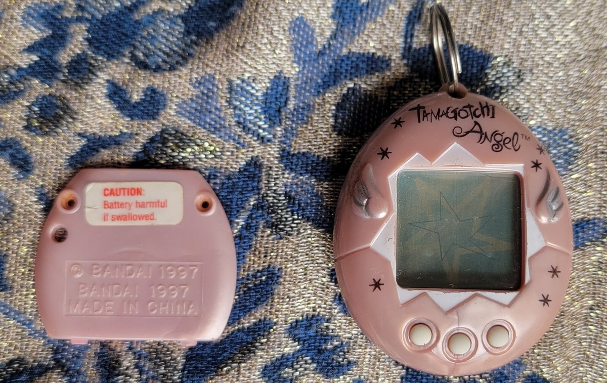 Tamagotchi Angel Pink 1997 Bandai - BROKEN - SOLD FOR PARTS