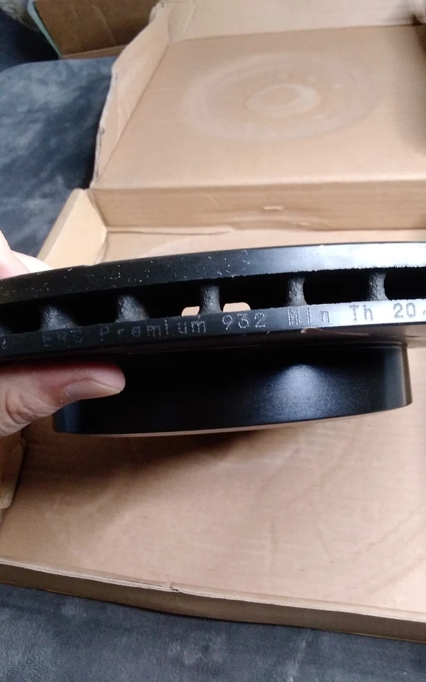 EBC Brakes Precision OEM Replacement Brake Rotor Right G3000 932 Min TH 20.4 MM - Image 3 of 4