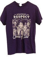 Aretha Franklin “In Memoriam And Respect Queen Of Soul” T-shirt! Small, Purple