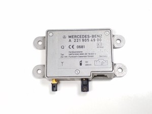MERCEDES BENZ R-KLASSE 251 2009 Antennenverstärker A2219054900
