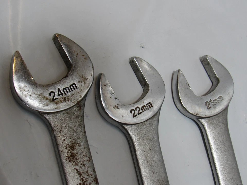 Juego de llaves combinadas métricas Westward 14 piezas 7-24 mm 12 puntos (Q80J) Foto 3 de 4