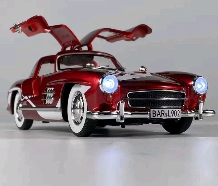 JakeSpecial – 1:24 Scale Benz 300SL Diecast Model Car Coca-Cola COKE - Immagine 3 di 4