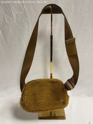 Lululemon Everywhere Belt Bag 1L Brown Fleece Sherpa Gold Hardware Crossbody