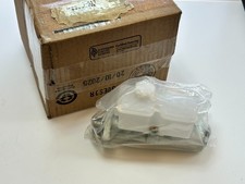 Nos Trw Gmc164z Tank Brake Master Cylinder 1976-1980 Mgb Gt Models