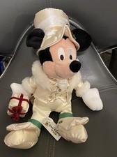Disney World White Christmas Mickey Mouse 2000 Holiday Bean Bag 11-Inch Plush