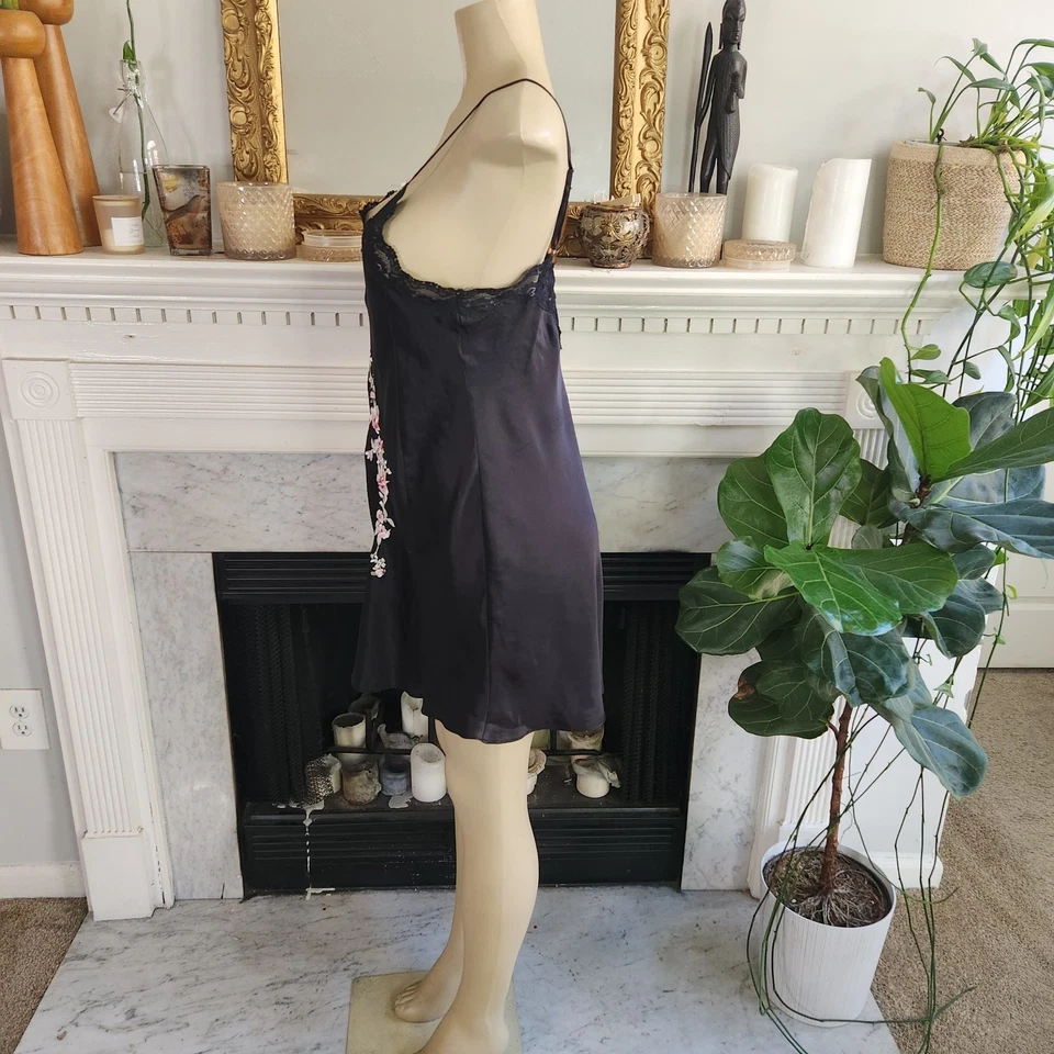 Vestido sin Mangas Vintage Años 90 Negro Floral Chemise Talla M Rosa Bordado Mini Encaje Y2K Foto 4 de 4