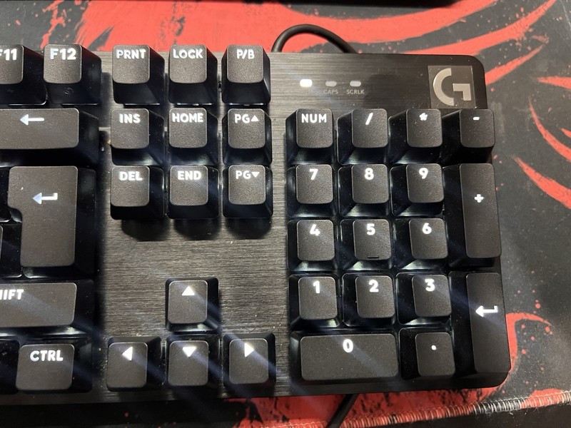 Logitech G413 SE Full Size Mechanical Gaming Keyboard in Excellent Condition