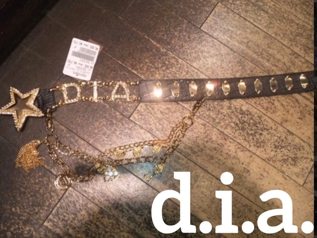 DIA d.i.a. Women's Star Logo Chain Belt Black Faux Leather Y2K Japan