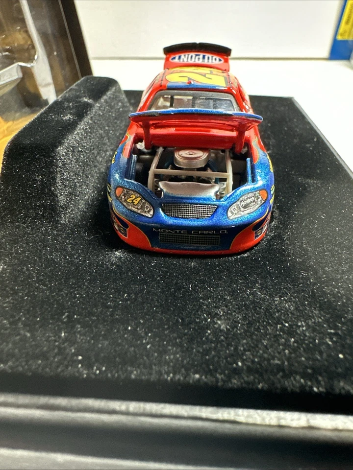 2005 Action RCCA Elite 1/64 Jeff Gordon DuPont Performance Alliance Monte Carlo - Image 2 of 4
