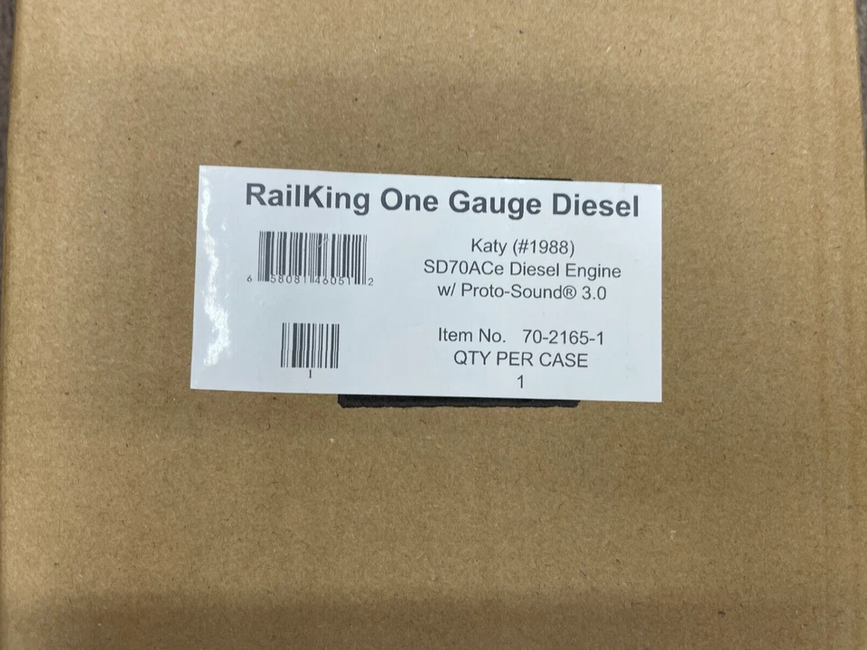 MTH One Gauge 70-2165-1 UP MKT KATY SD70ACe Diesel Locomotive w/PS3 - NEW - Image 2 of 4