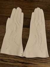 Vintage 1950s/60s White Leather Embroidered Gloves Table Cut Size 6 3/4 NEW NOS