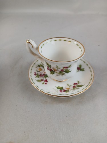 Royal Albert MINIATURE Tea Cup & Saucer December Bone China 1st Quality British - Picture 5 of 9