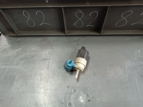 Original VW Golf III 1H Waschwasserpumpe Wischwasserpumpe 1H6955651