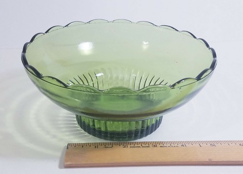 E O Brody Co Green Glass Bowl Scalloped Pedestal M2000 Vintage Cleveland Bubbles - Picture 1 of 11