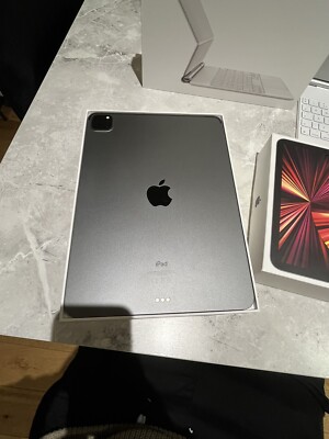 iPadPro3世代11inch256GB 11インチiPad Pro Wi-Fi + Cellular 256GB - スペースグレイ（第