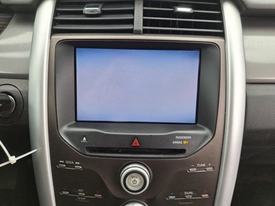 Used Front Center Infotainment Display fits: 2013 Ford Edge Front center dash mo