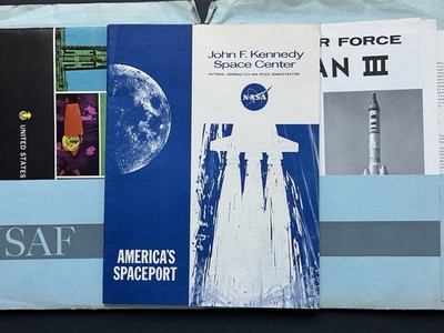 1966-1967 U.S. Air Force Systems Command Press Information Kit Folder Lot