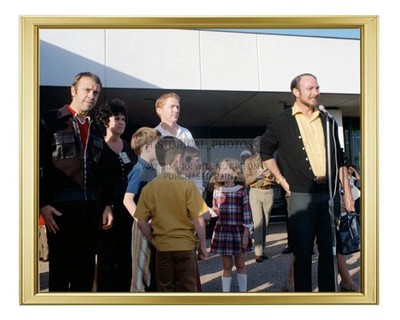 APOLLO 14 ASTRONAUTS SHEPARD ROOSA MITCHELL 1971 8X10 GOLD FRAMED PHOTO