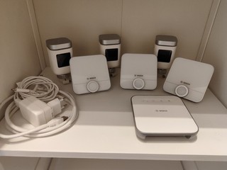 Bosch Smarthome Set Controller 2 Heizungs Thermostate 2 Raumthermostate 2