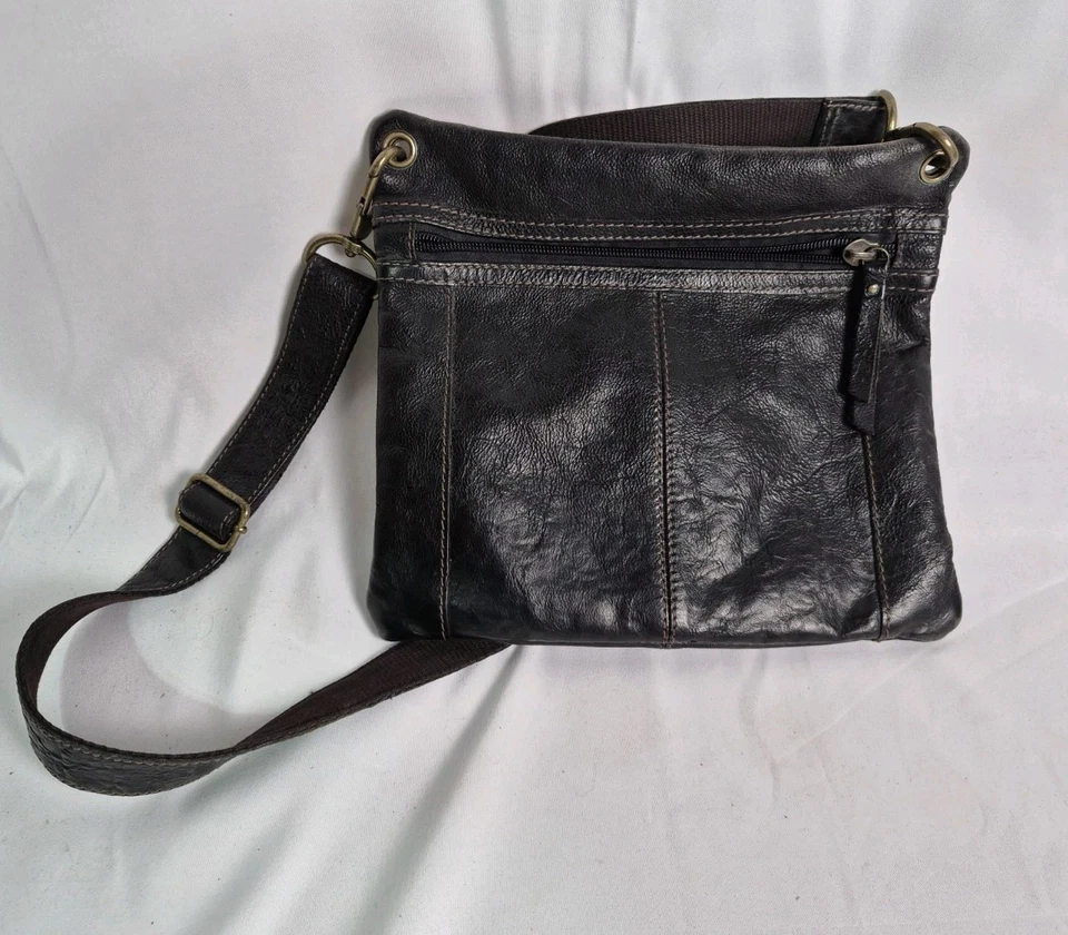 Винтажная сумка через плечо Fossil модель Sasha черная натуральная кожа ZB2986 Y2K гранж - Изображение 2 из 4
