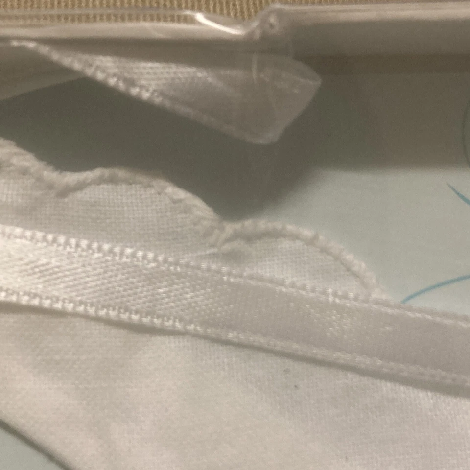 Babero recuerdo bautizo bautizo, blanco, 8,5 x 9" Lillian Rose Foto 4 de 4